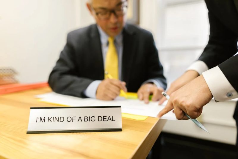 Prestige paralyzes judgment